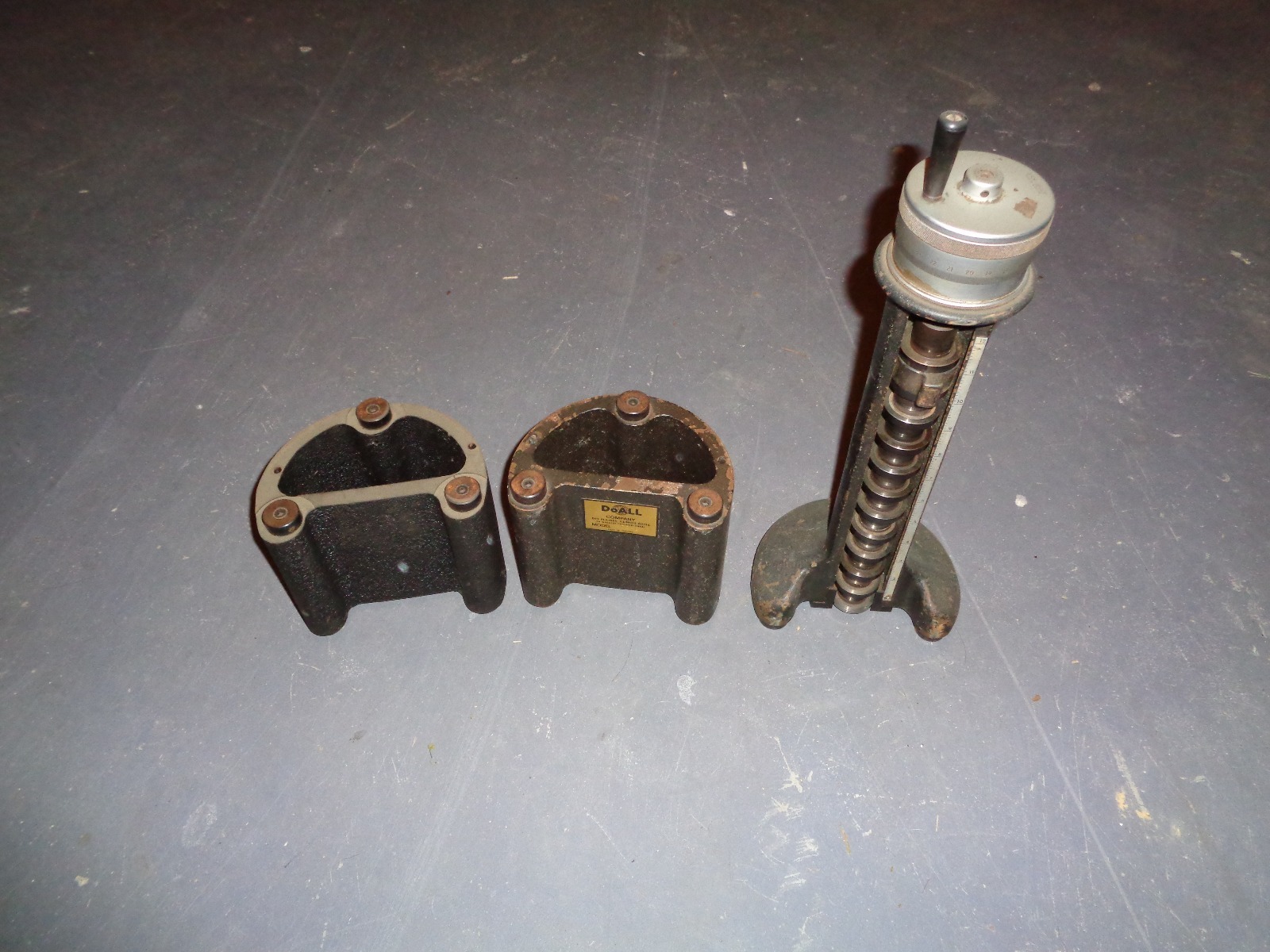 DoAll Model DHM-B Precision Height Gauge 12