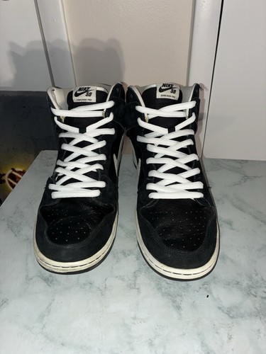 Nike SB Dunk High Venom