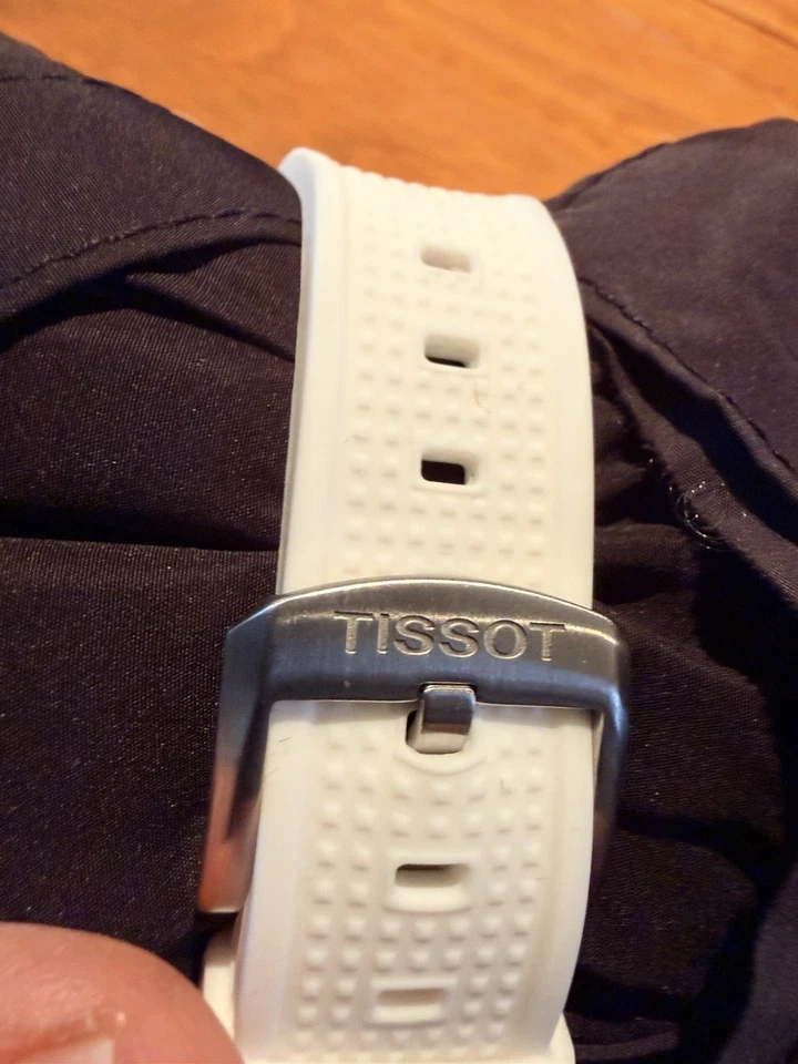 Tissot PRX Quartz, photo 4 of 5