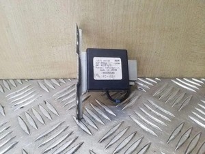 NISSAN X-TRAIL T30 Antennenverstärker  259758H300 2.2 Diesel 100kw 2005 26088439