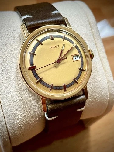 Vintage Timex Mercury Calendar Men’s Watch 16561 02575 - Running!