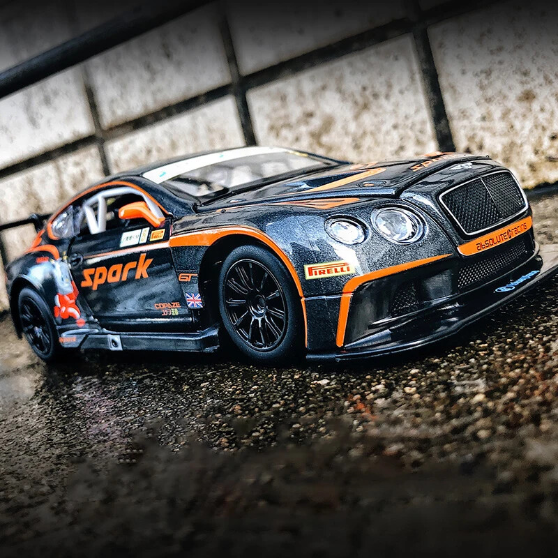 1:24 Bentley Continental GT3 Sport Racing Car Model Toy Diecast Metal Miniature