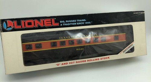 Lionel 6-16044 Illinois Central PASSENGER Car w Illumination O.B .C-8. O GUAGE