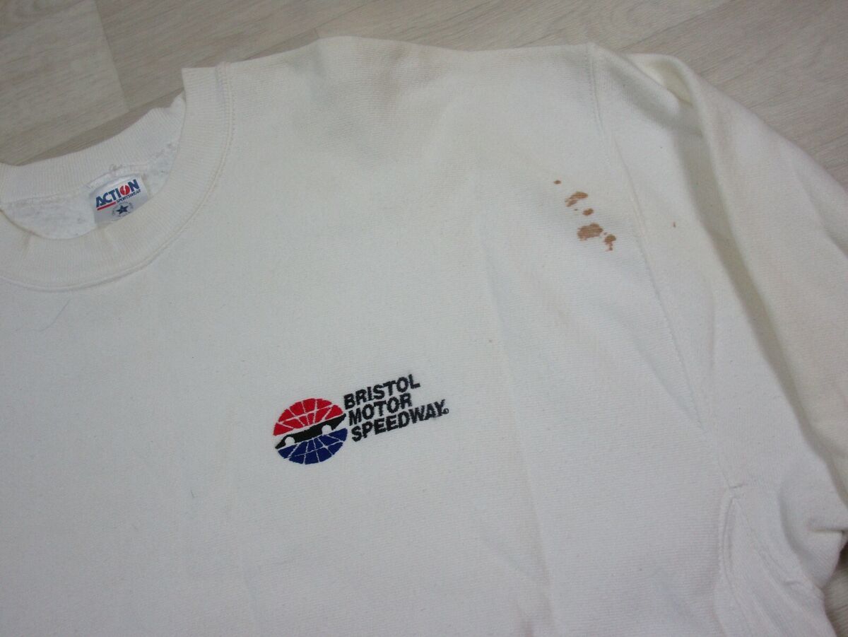 Vintage 90's Nascar Bristol Motor Speedway Crewneck (XL Vintage 90's Nascar Bristol Motor Speedway Crewneck (XL