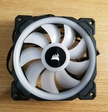 CORSAIR LL120 Light Loop RGB LED PWM Fan 120mm iCue controlled