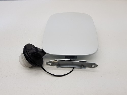 2018 RENAULT KADJAR 1.5 DIESEL FUEL FILLER CAP & FLAP COVER IN WHITE TEQNC - Picture 4 of 7
