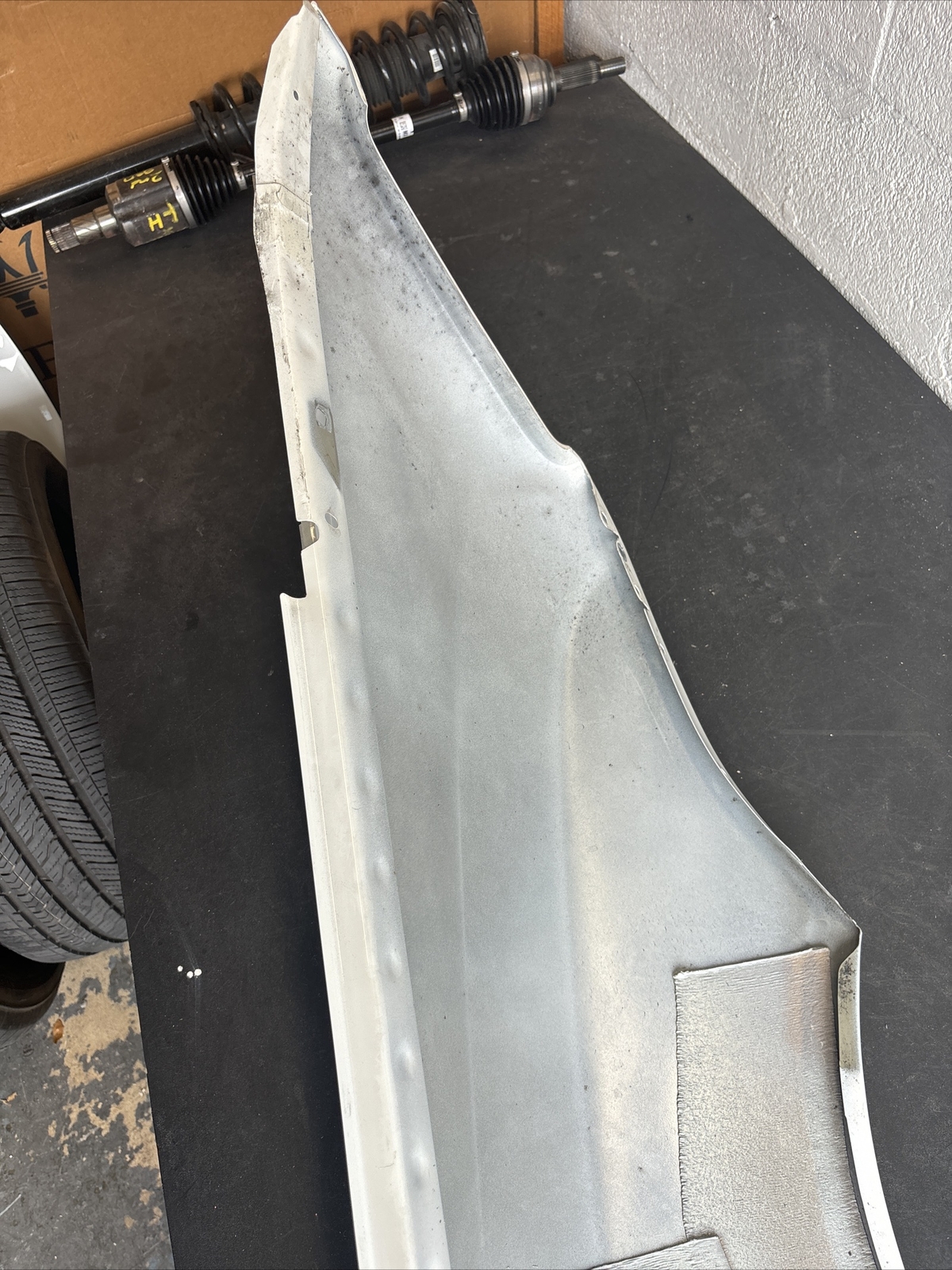 14-21 ROLLS ROYCE WRAITH  L H  FENDER OEM GENUINE  LEFT #2157