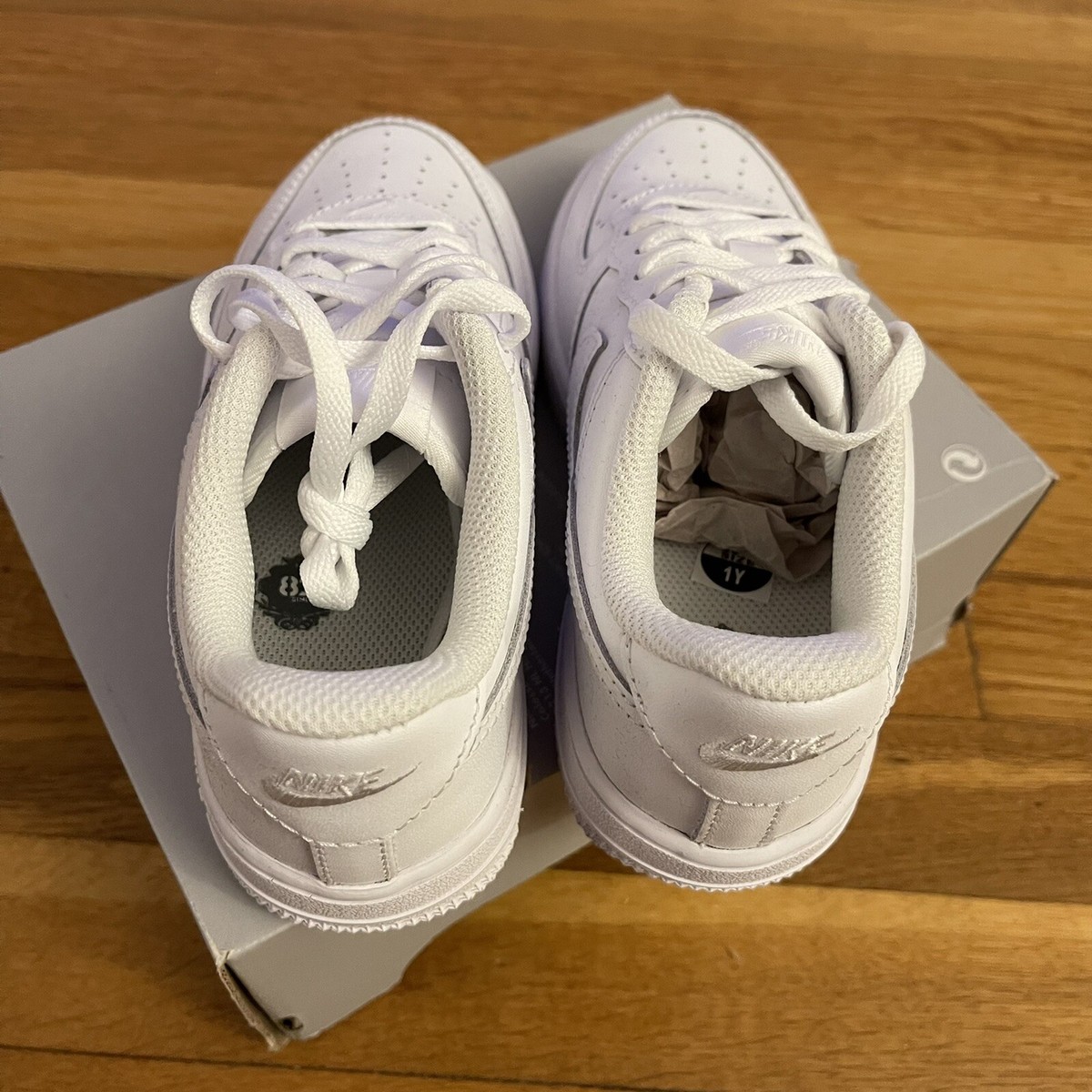 キッズ24.5㎝　Nike Air Force 1 LE Nike Air Force 1 LE Big Kids' Shoes. Nike.com