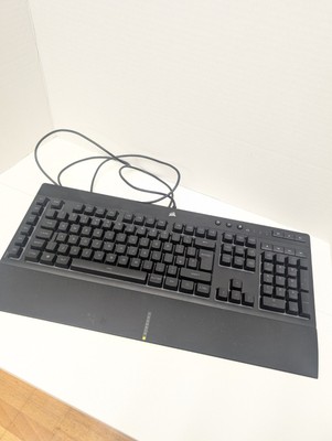 Corsair K55 RGB PRO Gaming Tastatur mit Armlehne. Leertaste reagiert nicht
