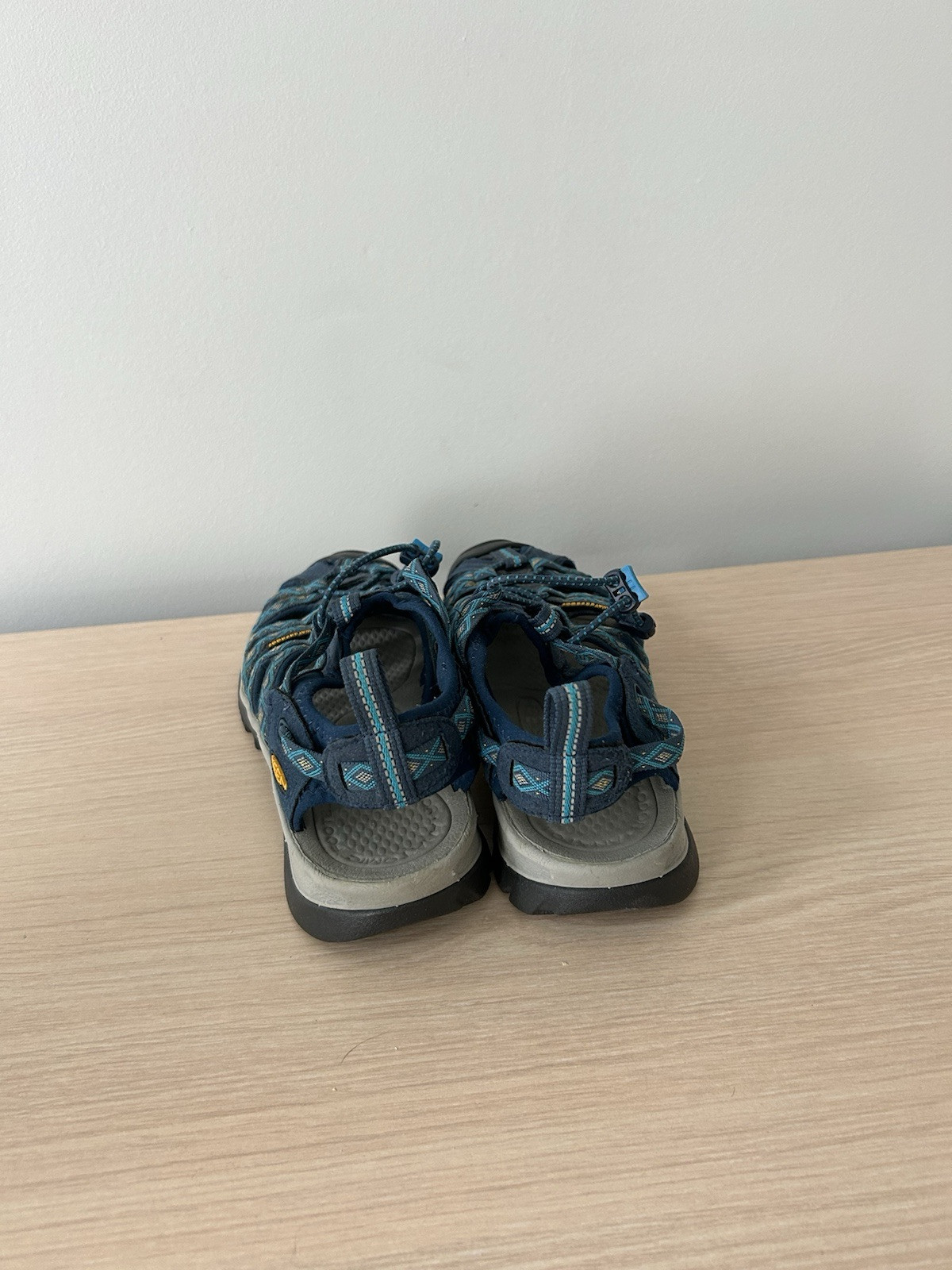 Sandali da trekking donna Keen blu modello azteco taglia 7