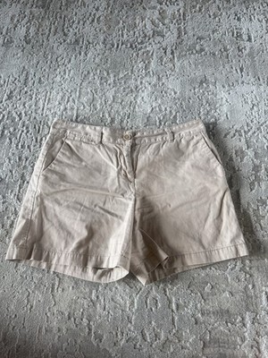 Ann Taylor Loft Women's Classic Chino Shorts in Light Beige size 8 6  ￼