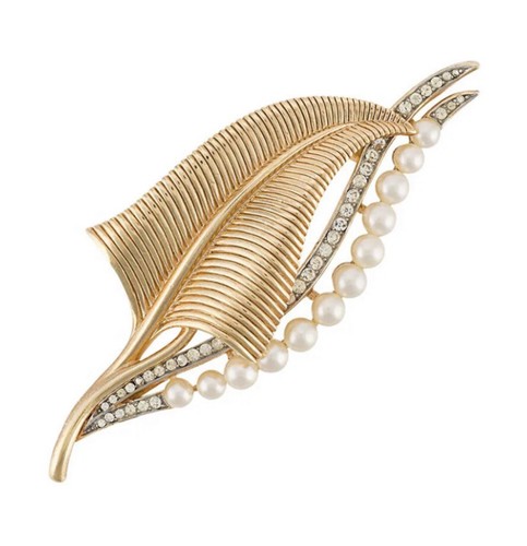 Vintage Signed CROWN TRIFARI Gold Tone Pearl & Rhinestone Leaf Pin Brooch - Picture 2 of 7