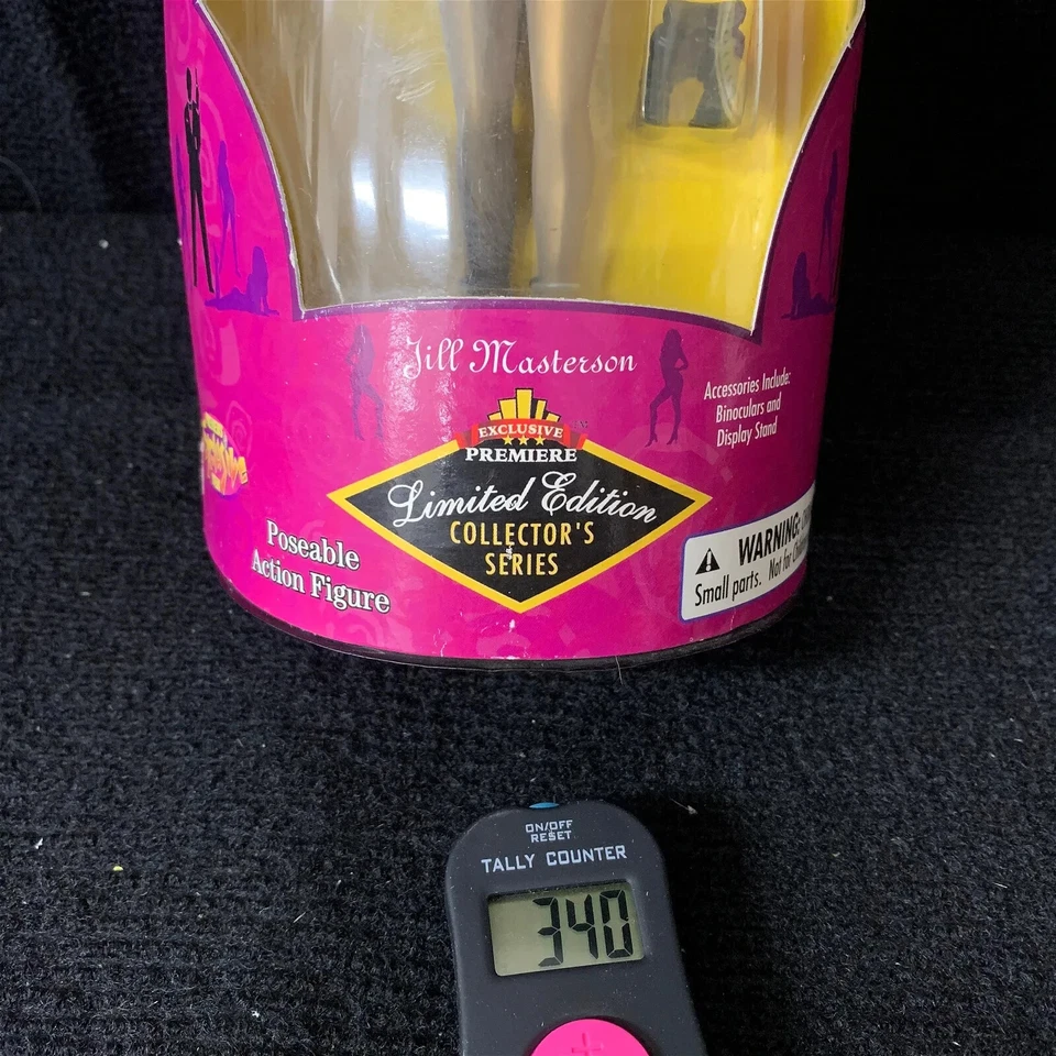 Figura Dedo Dorado Jill Masterson Serie Coleccionista The Bond Girls Edición LTD Foto 3 de 4