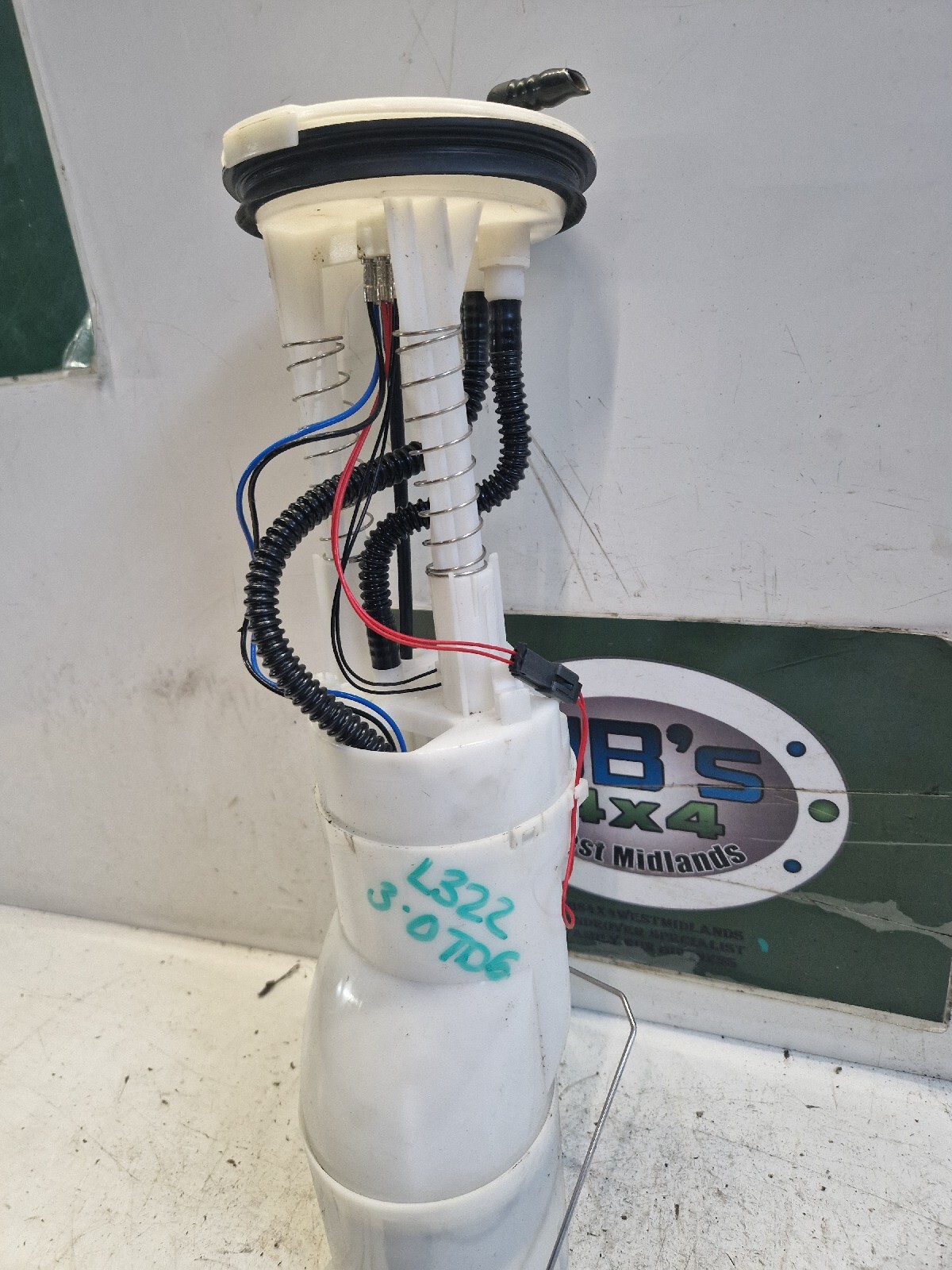 RANGE ROVER L322 3.0 TD6 FUEL PUMP INTANK SENDER UNIT WFX500010 eBay