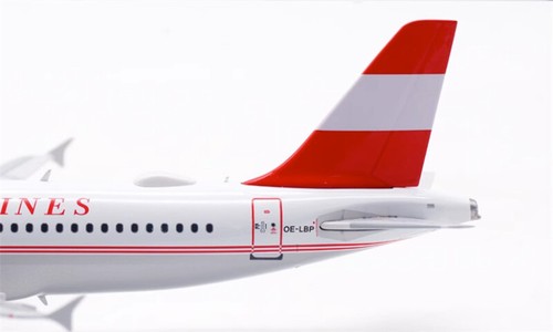 Inflight your smile since 1958 AUSTRIAN AIRLINES A320 OE-LBP Flying 1:200 Geschenk - Bild 10 von 14