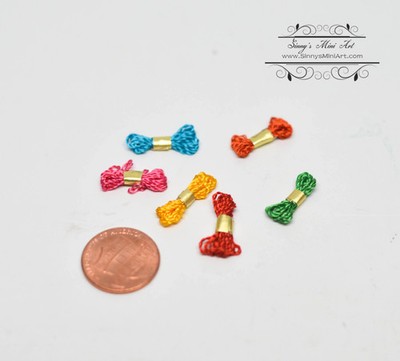 1:12 Dollhouse Miniature Sewing Thread Set/ Miniature Sewing C38