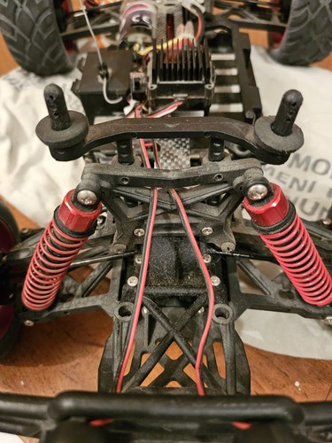 Jamara Veloce Monstertruck 4WD 1:10 NiMh 2,4GHz - Bild 7 von 18