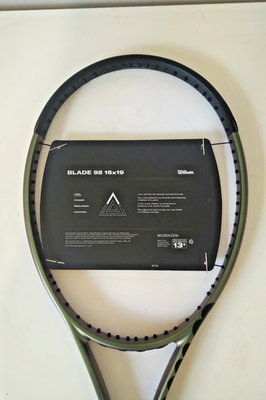 Wilson Blade 98 v8 305 Gr 4 3/8 16x19 | eBay