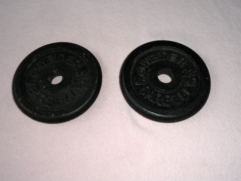 2 VTG Joe Weider 5 lb. (2.25kg) Metal Barbell Weight Plates 10 lbs. 4.5kg Total