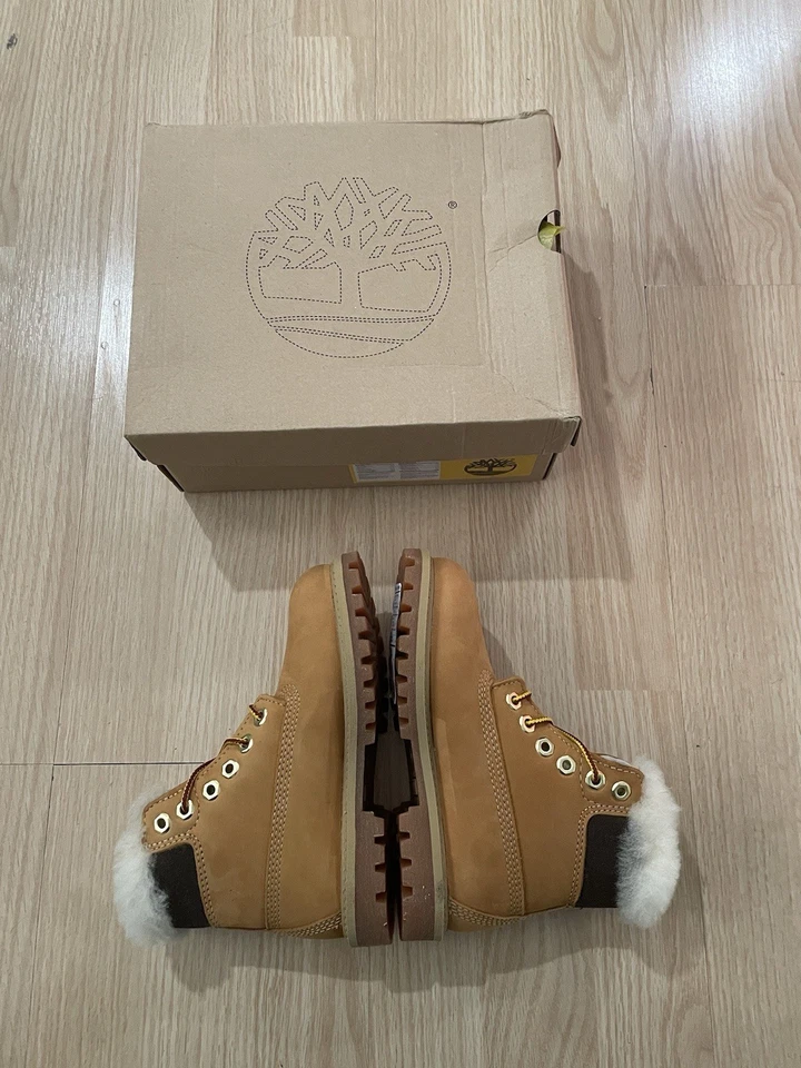 Timberland 89874 6 pulgadas Marrón Piel Cuello Botas Talla 11.5 Juveniles NUEVAS Foto 4 de 4
