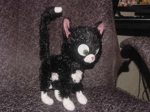 mittens plush bolt