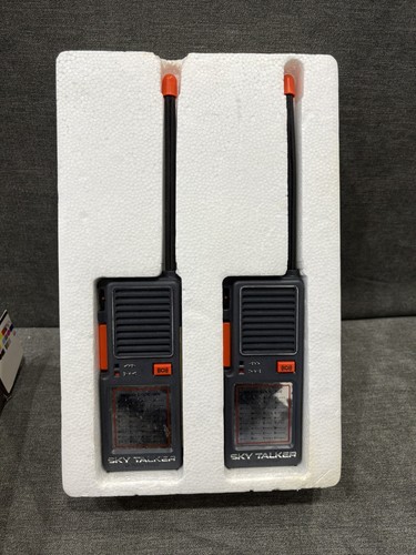 Vintage Fisher Price Sky Talkers Durable Walkie Talkies Radios W Box 1982 Tested - Picture 3 of 10