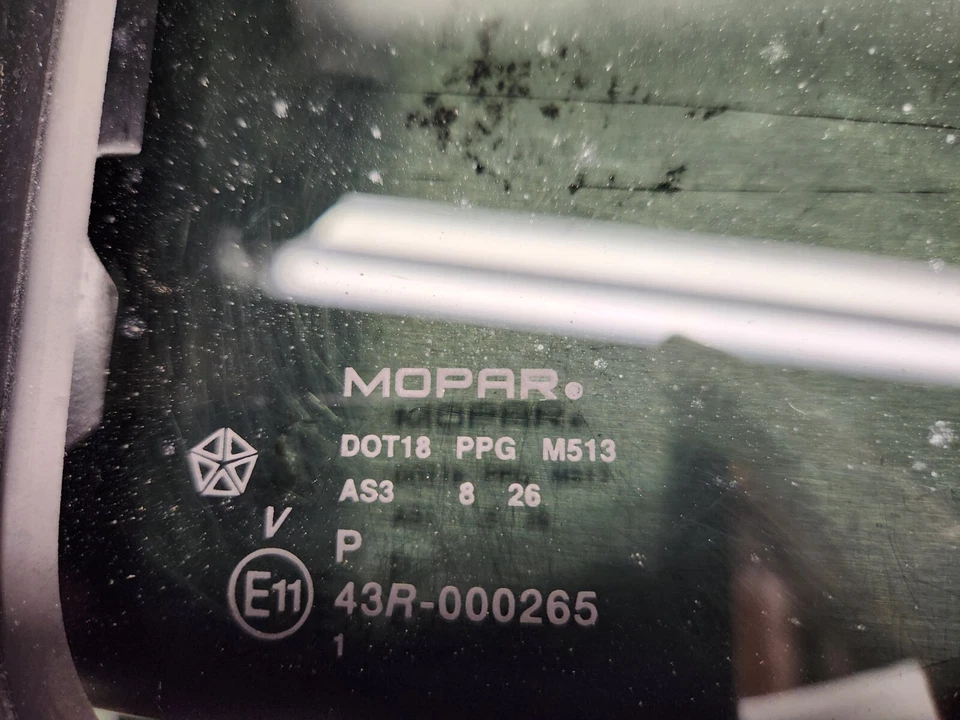 08-16 Chrysler Town & Country Grand Caravan Sunroof Glass Green Tint 68028578AA - Image 2 of 4