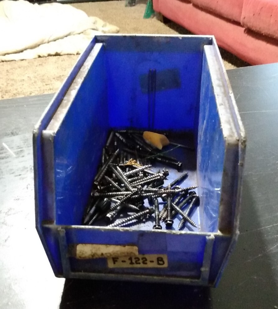 AkroBins, 8 piece lot 51/2 x107/8 x5 by AkroMils (7), Uline S12415