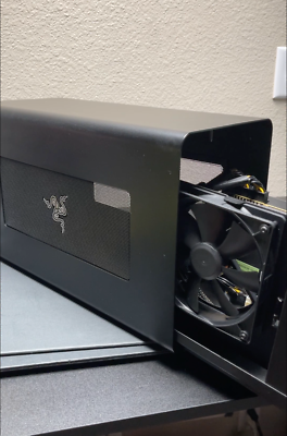 Razer Core X Thunderbolt 3 & Radeon RX Vega 64 8GB Graphics Razer Core X Thunderbolt 3 & Radeon RX Vega 64 8GB Graphics