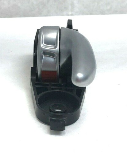 2015- 2017 CHRYSLER 200 REAR RIGHT DOOR INTERIOR HANDLE OEM 3038087 - Picture 3 of 5