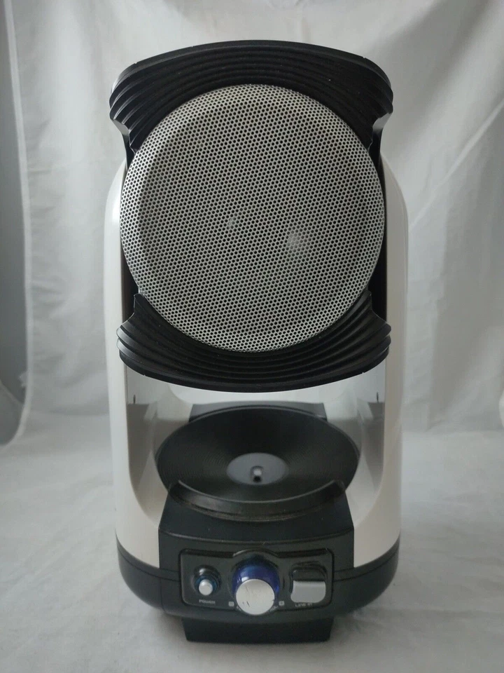 Sharper Image Portable Indoor/Outdoor Speaker/No Transmitter /Without side cover - Image 2 of 4