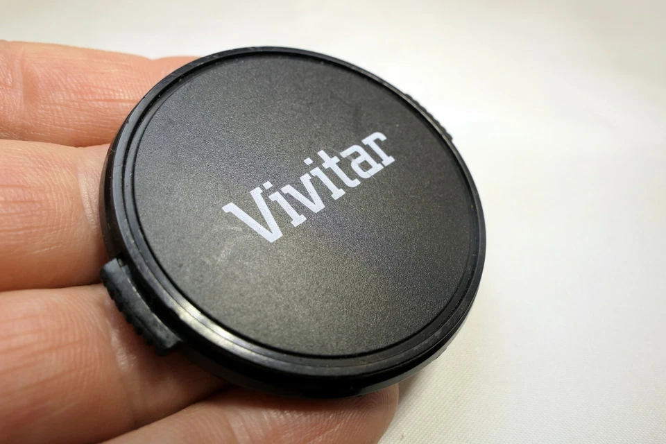 Vivitar 52mm Front Lens Cap snap on type for 100mm f3.5 macro 50mm f1.7 - Image 4 of 4