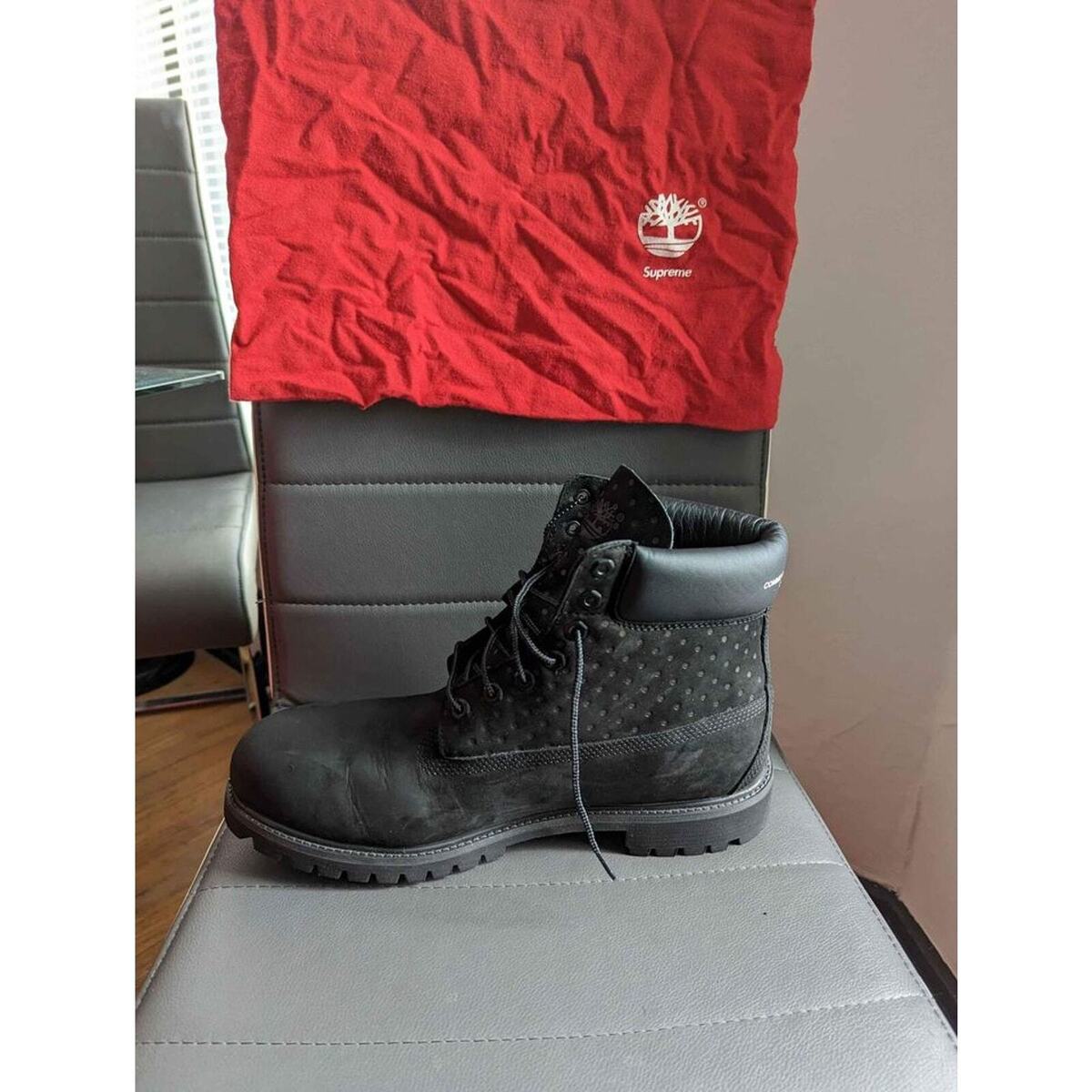Timberland X Supreme X Comme des Garcon CDG Waterproof Boots Timberland X Supreme X Comme des Garcon CDG Waterproof Boots