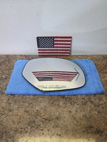 2009 - 2014 CHEVROLET SUBURBAN 1500 Passenger Side Mirror Glass Only OEM 🇺🇸⭐️