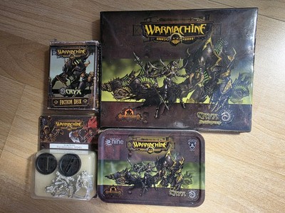 Warmachine Set NEU / NEUWERTIG PIP34003 Figuren Karten CRYX Album Karten + TOKEN