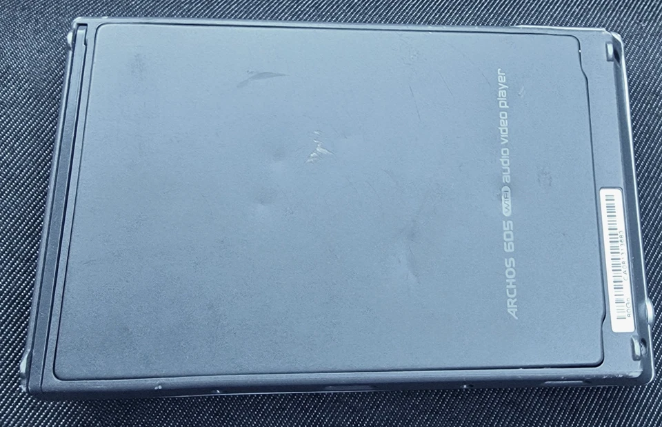 Archos 605 WiFi 80GB Portable Media Player DVR 4.3-inch LCD untested, no charger - Image 3 of 4