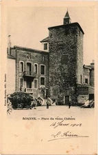 Old postcard Roanne - Place du vieux Chateau (263362)