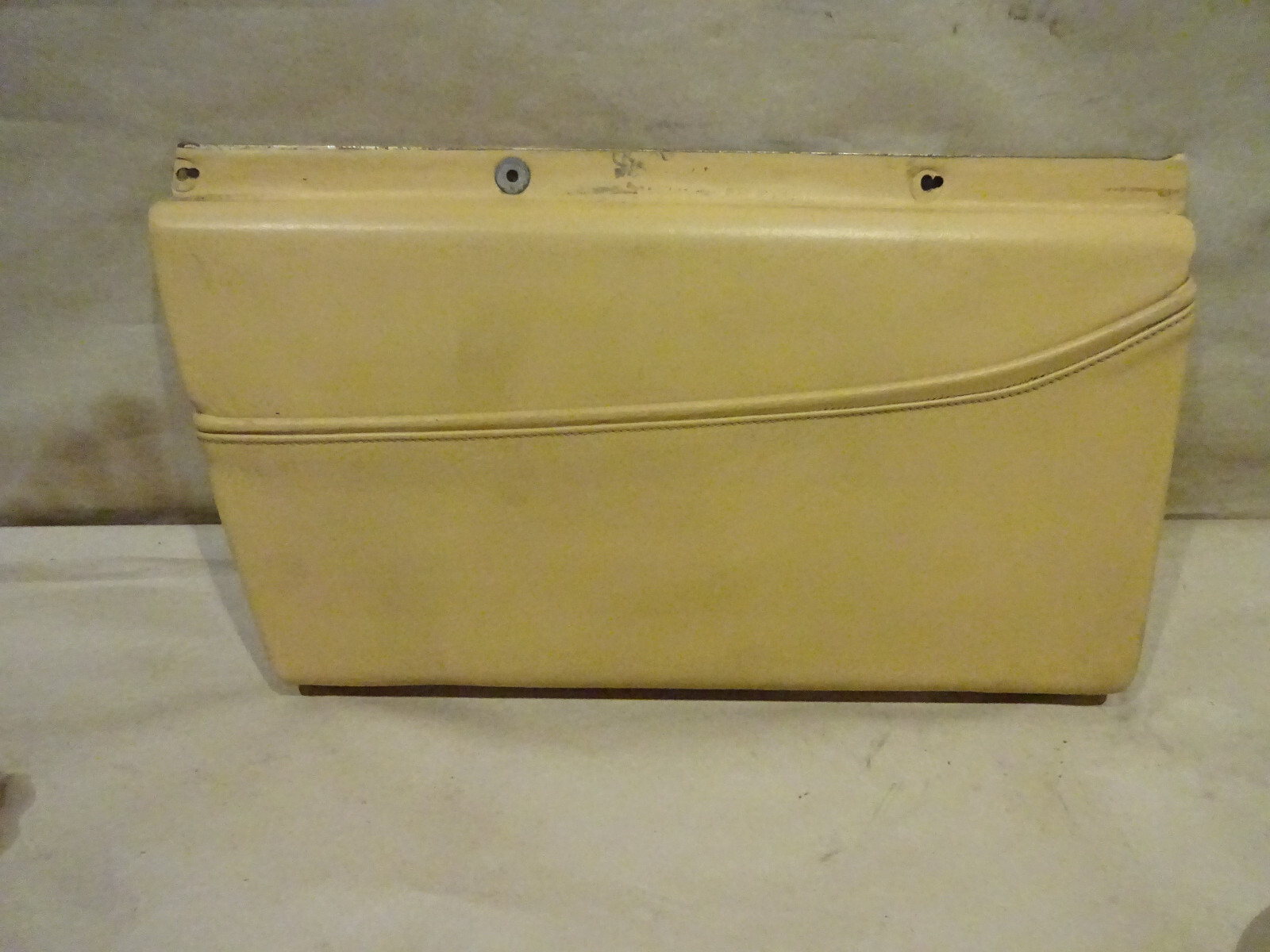 Ferrari Mondial - LH Door Pocket /Beige - P/N 61364400