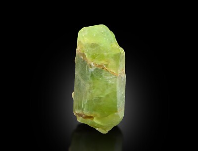 Natural Peridot Crystal   Vibrant Green Gemstone   Mansehra Pakistan   19g 