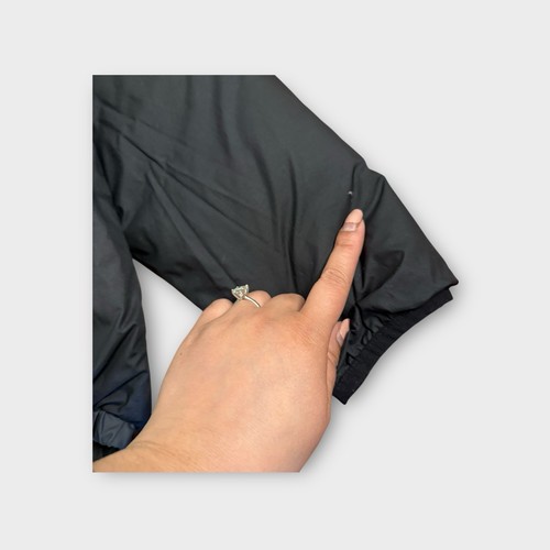 The North Face 550 Black & Gray Reversible Puffer Hoodie Jacket - Picture 7 of 9