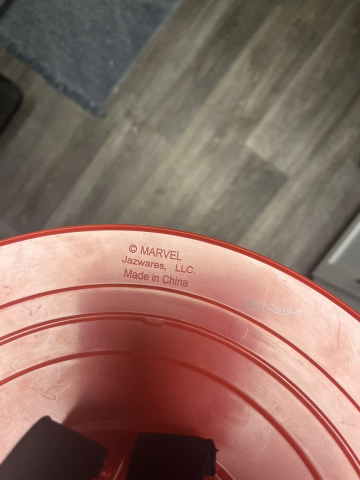 Рюкзак Captain America школьная сумка со щитом жесткий футляр для детей ширина 12 дюймов - Изображение 4 из 4