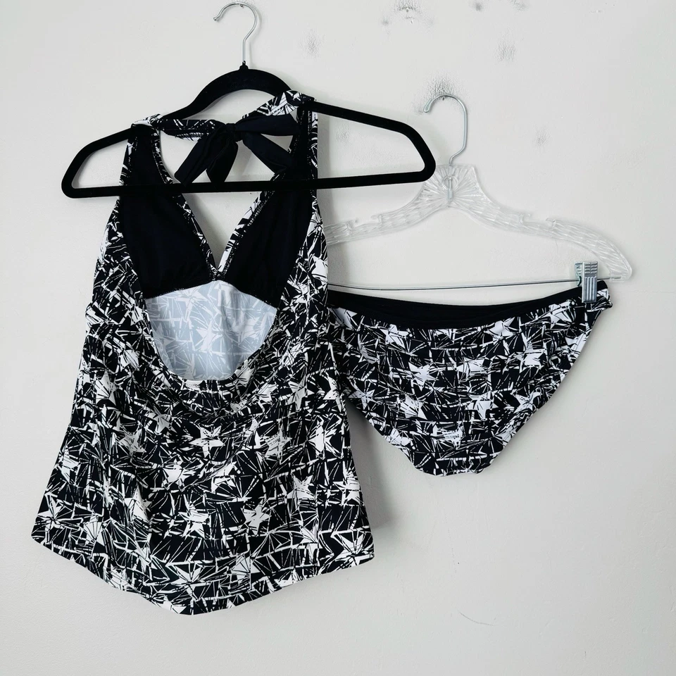 Conjunto Tankini Converse Estrella Blanco y Negro Mujer Talla L Foto 2 de 4