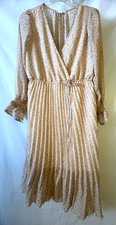 Índigo Rose Women Maxi Dress Size M Floral Beige Floral Print Ditsy Pleated Midi
