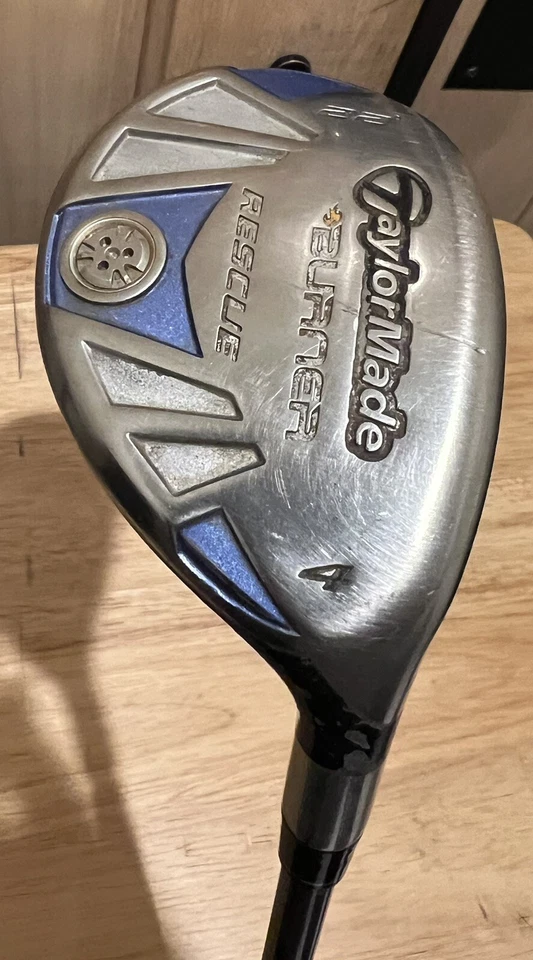 Quemador TaylorMade Rescate 4 madera 22 grados varilla de grafito damas flexible diestro 39 pulgadas Foto 3 de 4
