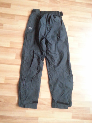Regenhose M 40 schwarz wasserdicht winddicht atmungsaktiv