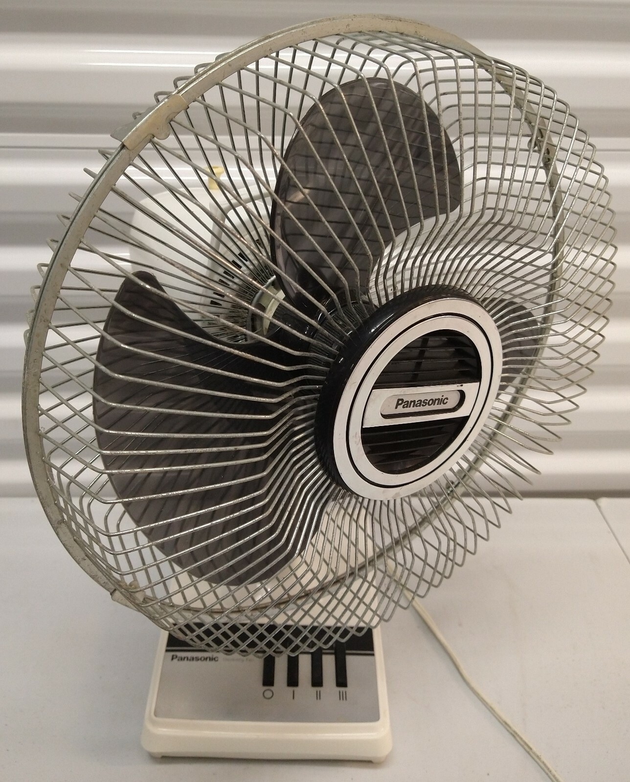 Vintage Panasonic F-1209B Translucent Blade Oscillating Electric Fan 3 Speed  -image