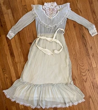 VTG Gunne Sax by Jessica McClintock Dress Sheer Blue Lace Pearl Size 9 Cottage