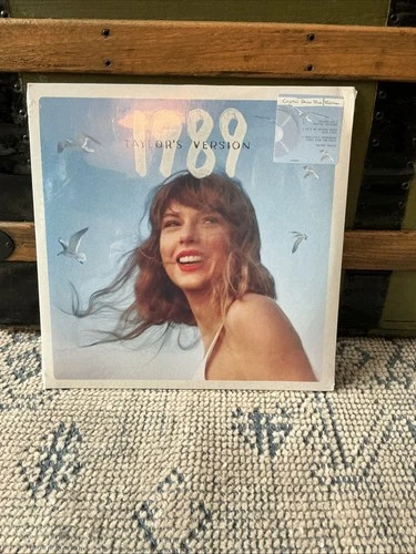 Taylor Swift 1989 (Taylor’s Version) Crystal Skies Blue Vinyl Record LP