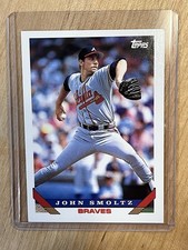 Topps 1993 John Smoltz #35 Atlanta Braves Base Set MLB Baseball Trading Card