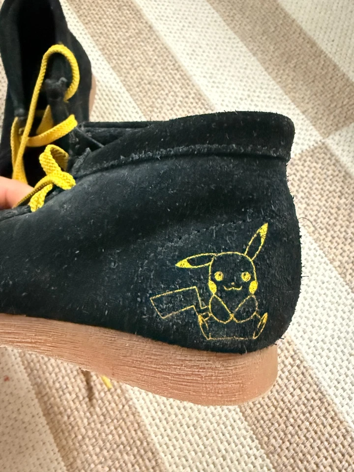 Clarks Original Pokemon Wallabee Mist Pikachu Suede Black Boot Shoe Kids US 10 - Image 3 of 4